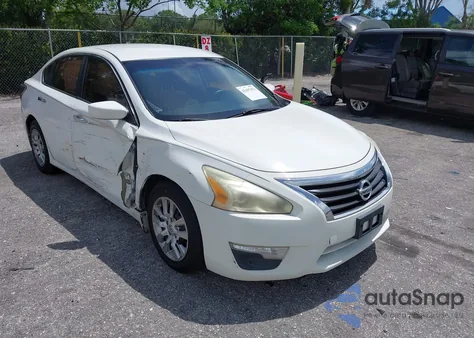 2015 Nissan Altima 2.5 S from USA, damaged, VIN 1N4AL3APXFC294500